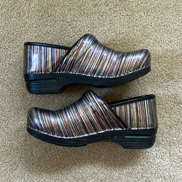 DANSKO Pro XP 2.0 Multi Striped Clogs Size 38 - Picture 1 of 4